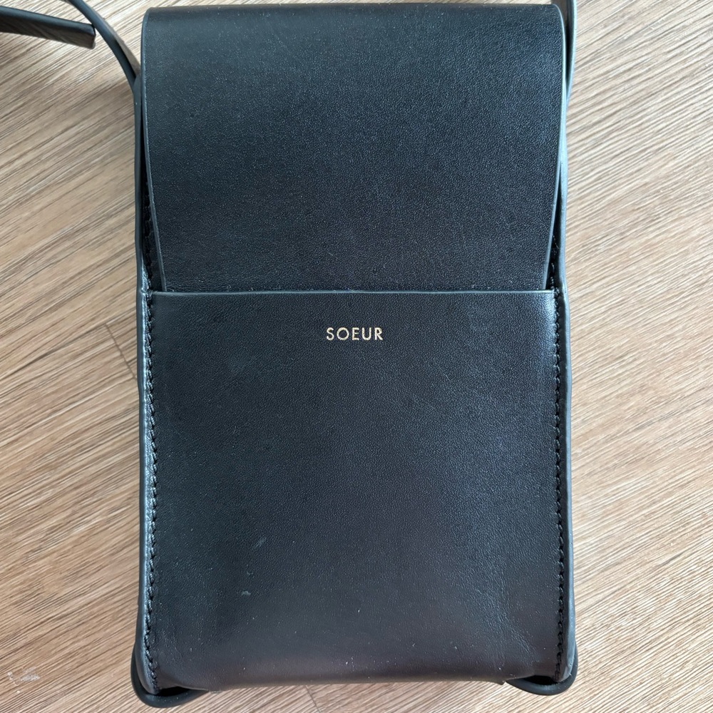 Sœur Crossbody Bag - Picture 3 of 11